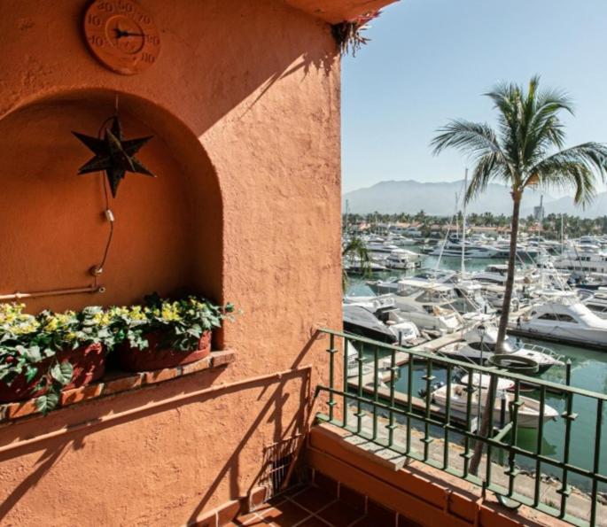 Avenida Paseo De La Marina 249, Marina Vallarta, 48335, Jal Пуэрто-Вальярта Экстерьер фото